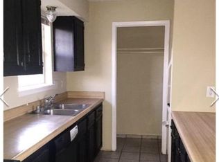 1603 Azalea Cir APT C, Springdale, AR 72764