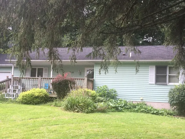310 Elm St, Clyde, NY 14433