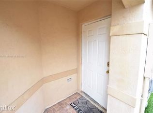 20636 SW 93rd Ave, Cutler Bay, FL 33189
