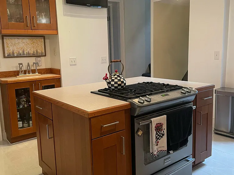 354 Bryant St — Photo 10