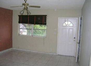 4th image of 1940 SW 63rd Ter