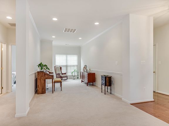 5th image of 106 Harmony Way