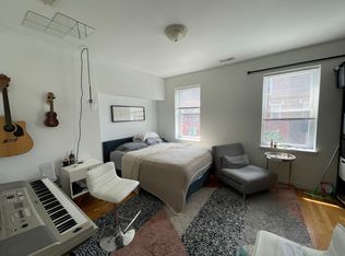 1427 Wharton St #2F, Philadelphia, PA 19146