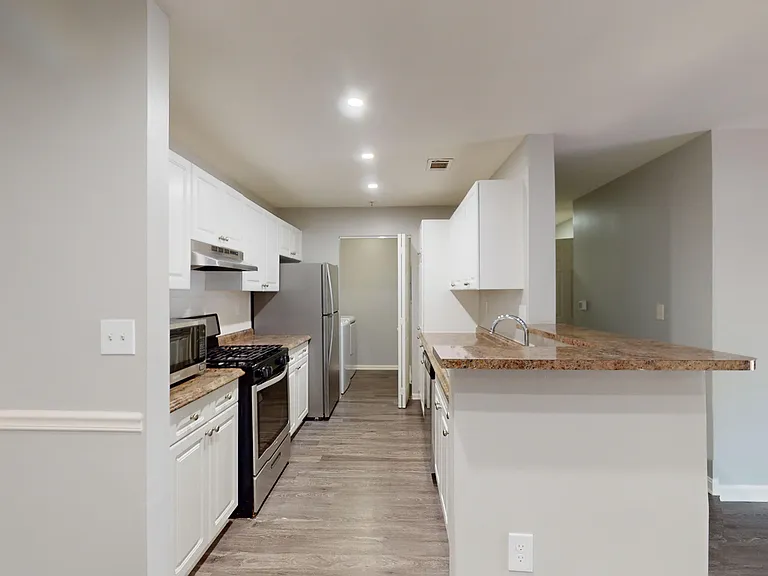 14 North — Photo 119