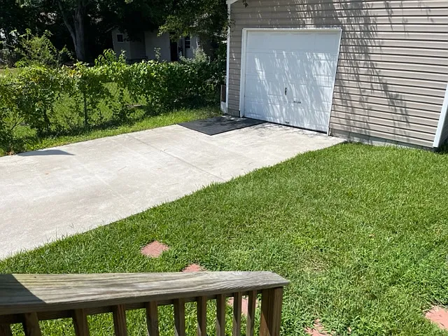 114 Beaufort Dr — Photo 5