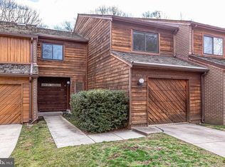 2221 Cedar Cove Ct, Reston, VA 20191