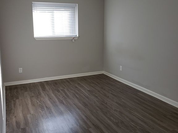 5th image of 3624 Warwick Blvd #3