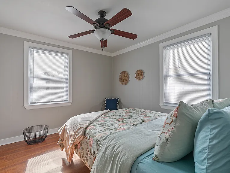 304 Sunset Cir — Photo 27