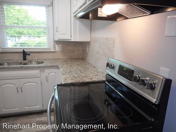 4th image of 287 Herlong Ave #A