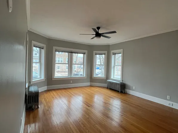 3223 W Olive Ave APT 1, Chicago, IL 60659