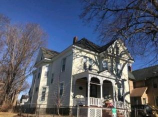 80 Sherman St, Lowell, MA 01852