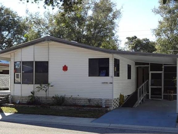 No neighbors behind you!