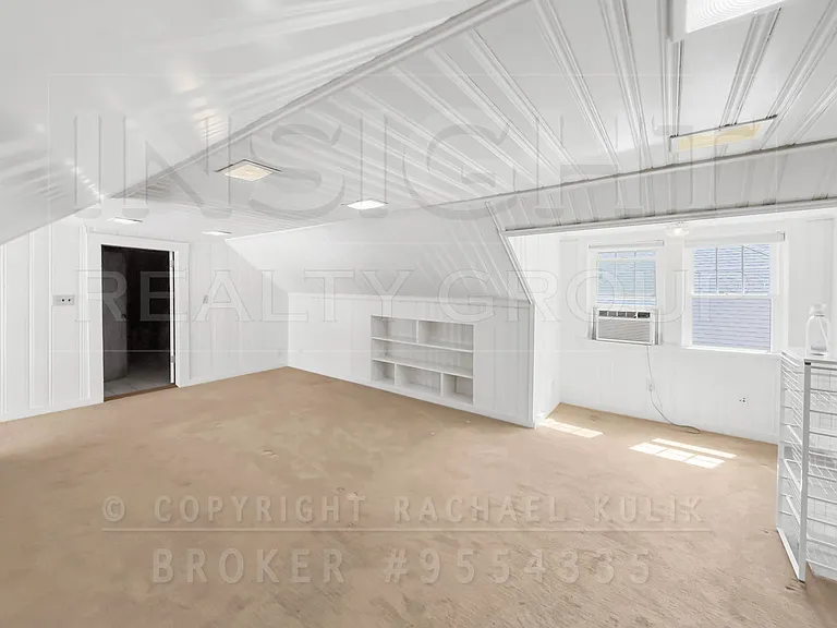 61 Moraine St — Photo 20