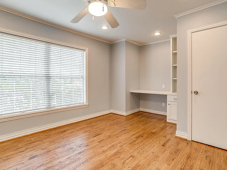 3528 Rogers Ave — Photo 17
