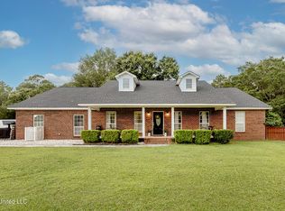 11609 Forest Crest Ln, Vancleave, MS 39565