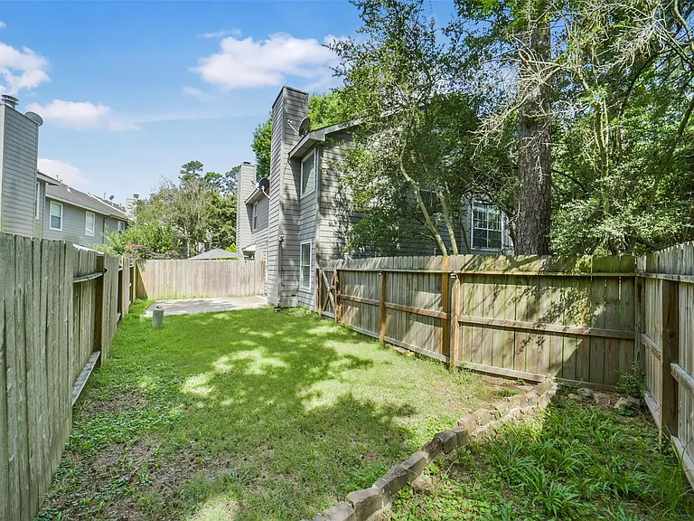 11 Verbena Bend Pl — Photo 31
