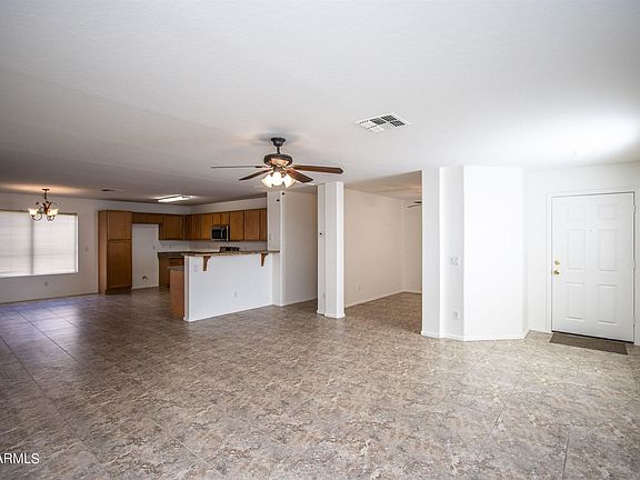 3rd image of 43753 W Elm Dr
