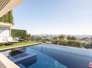 6926 Los Tilos Rd, Los Angeles, CA 90068