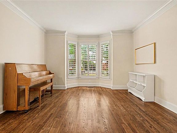 4th image of 3190 Weston Pl NW