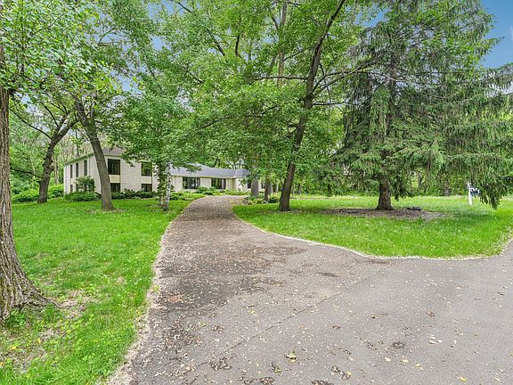 4th image of 23 Evergreen Rd