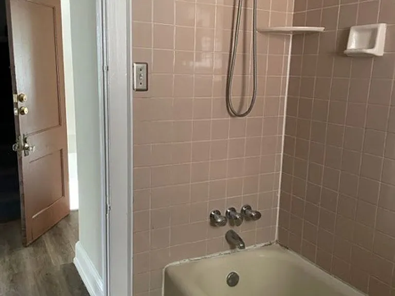 16 Windsor Avenue — Photo 14