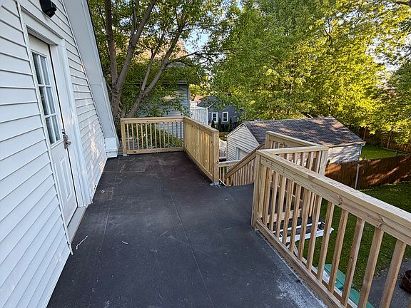 4th image of 324 74th St #2