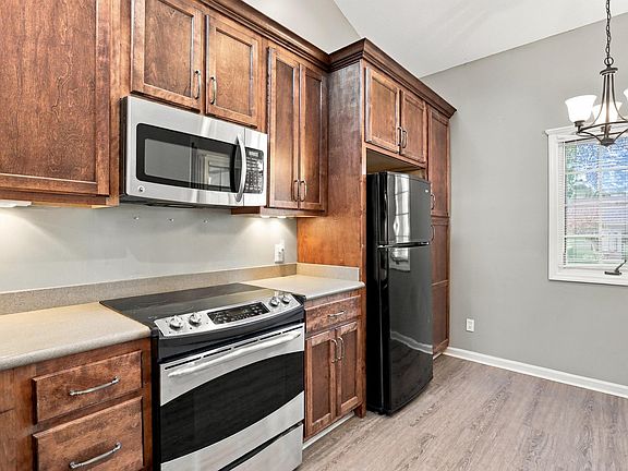 3rd image of 5033 Scheibler Rd APT D5