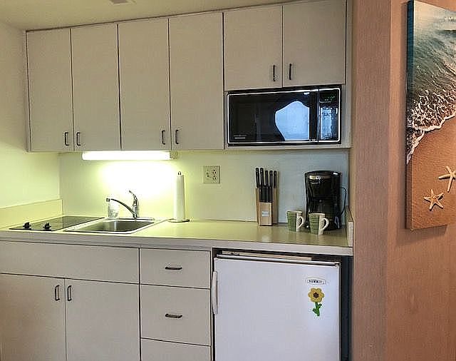 Kitchen area