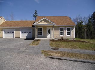 7 Sunflower Ln #4, Standish, ME 04084
