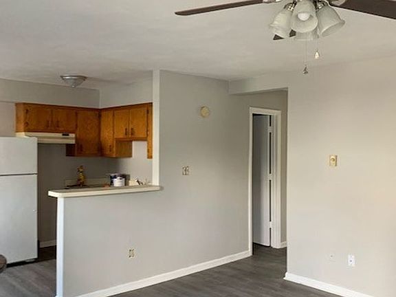 4th image of 8562 Chesapeake Blvd Unit 5