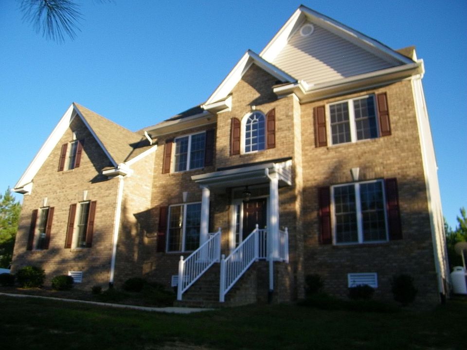 3800 + sq ft on 5 acres