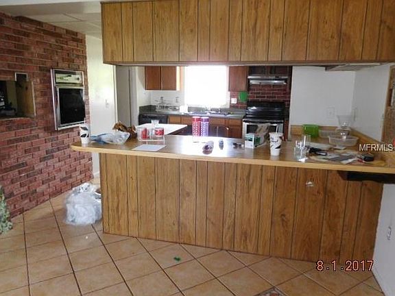 2nd image of 860 Hawkes Ave #7