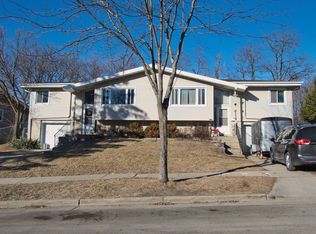 6114-6116 Strathmore Ln, Madison, WI 53711