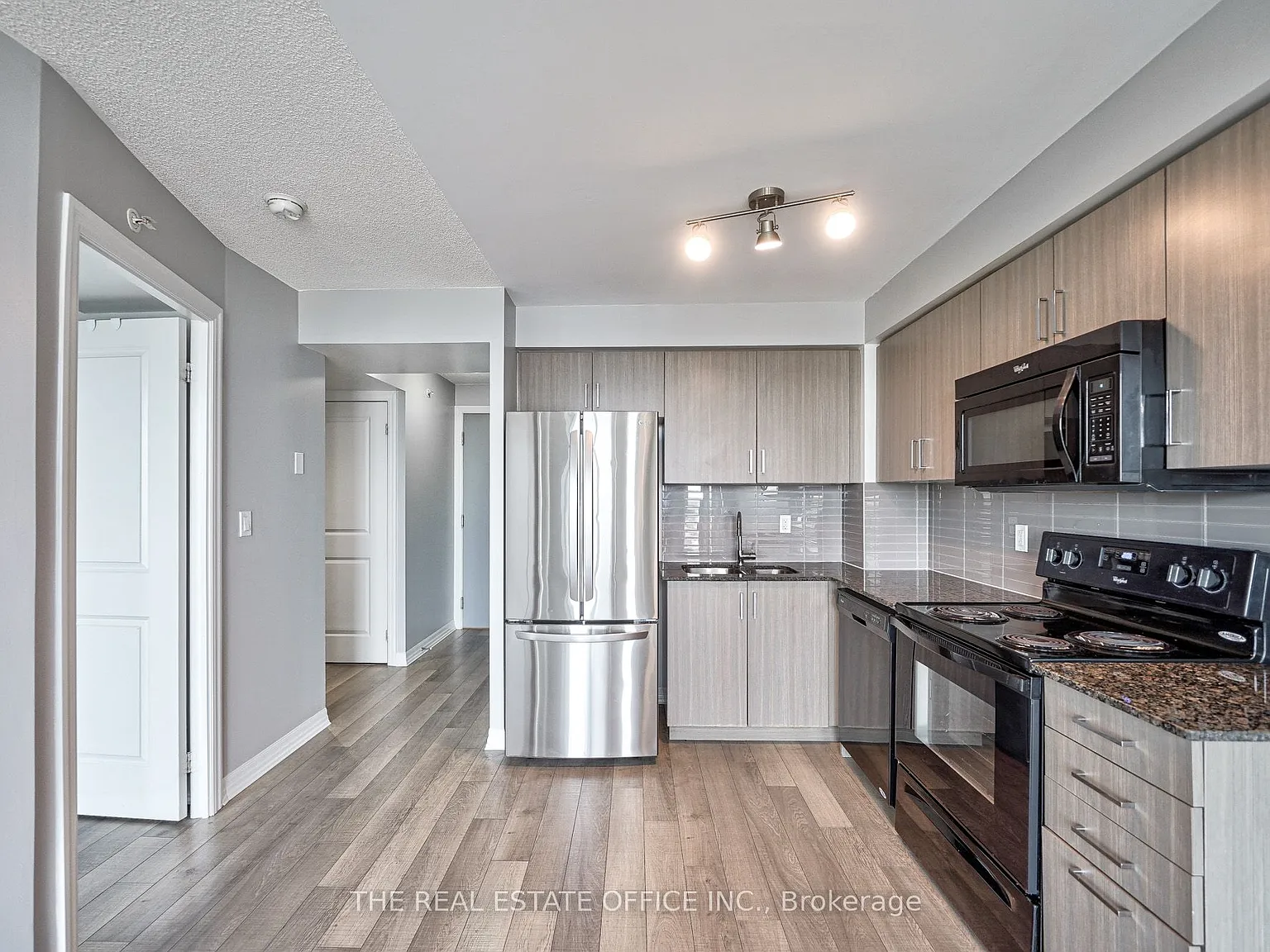 2 bed, $2,100 — Photo 4