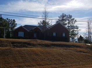 2321 Gwendale Dr E, Lizella, GA 31052
