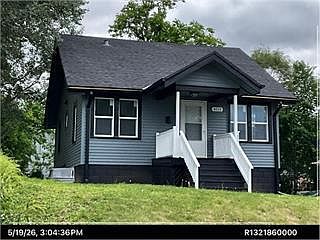 1st image of 4115 Maple St
