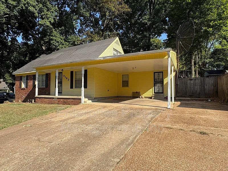 4 bed, 2.0 bath, 1898 sqft, $1,750 — Photo 4