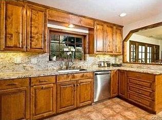 6001 Fenwood Ave, Woodland Hills, CA 91367