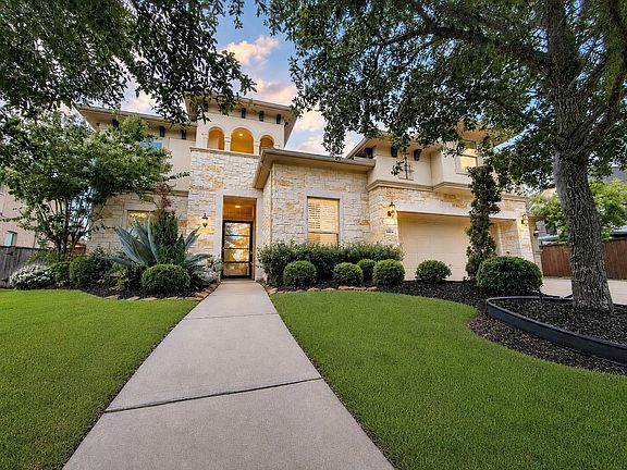 2nd image of 2414 Rainflower Meadow Ln