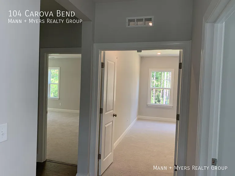 104 Carova Bnd — Photo 12