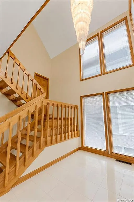 3 bed, 2.5 bath, 2000 sqft, $4,800 — Photo 4