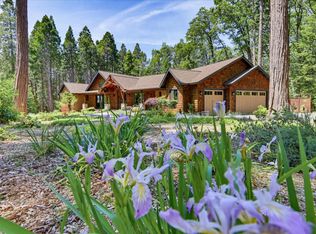 14166 Loma Rica Dr, Grass Valley, CA 95945