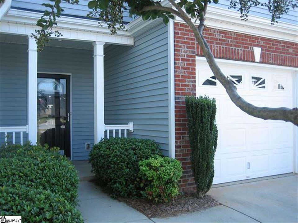 1st image of 211 Cedar Crossing Ln