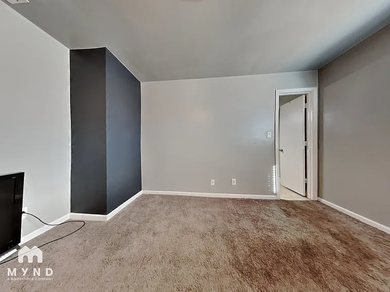 8426 E Keim Dr — Photo 11