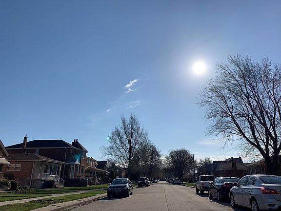 3rd image of 7735 W Summerdale Ave
