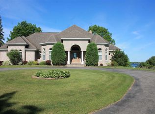 16 James St, Waddington, NY 13694