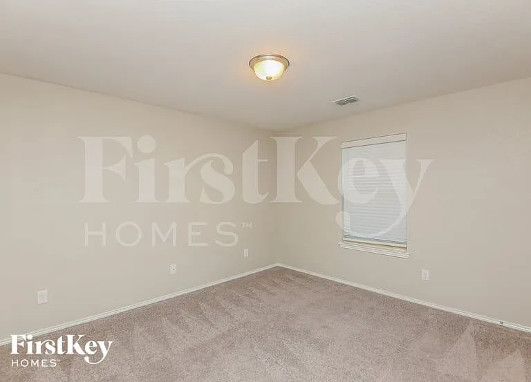 6252 Outrigger Rd — Photo 9