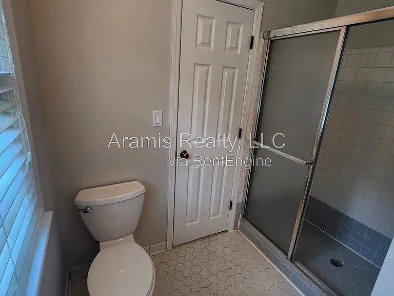 829 Bradford Ct SW — Photo 13