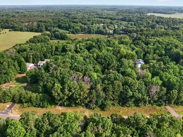 8055 Fawn Lake Dr NE, Stacy, MN 55079