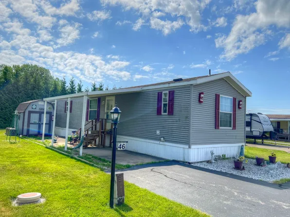 46 Cedar Ct, Watseka, IL 60970